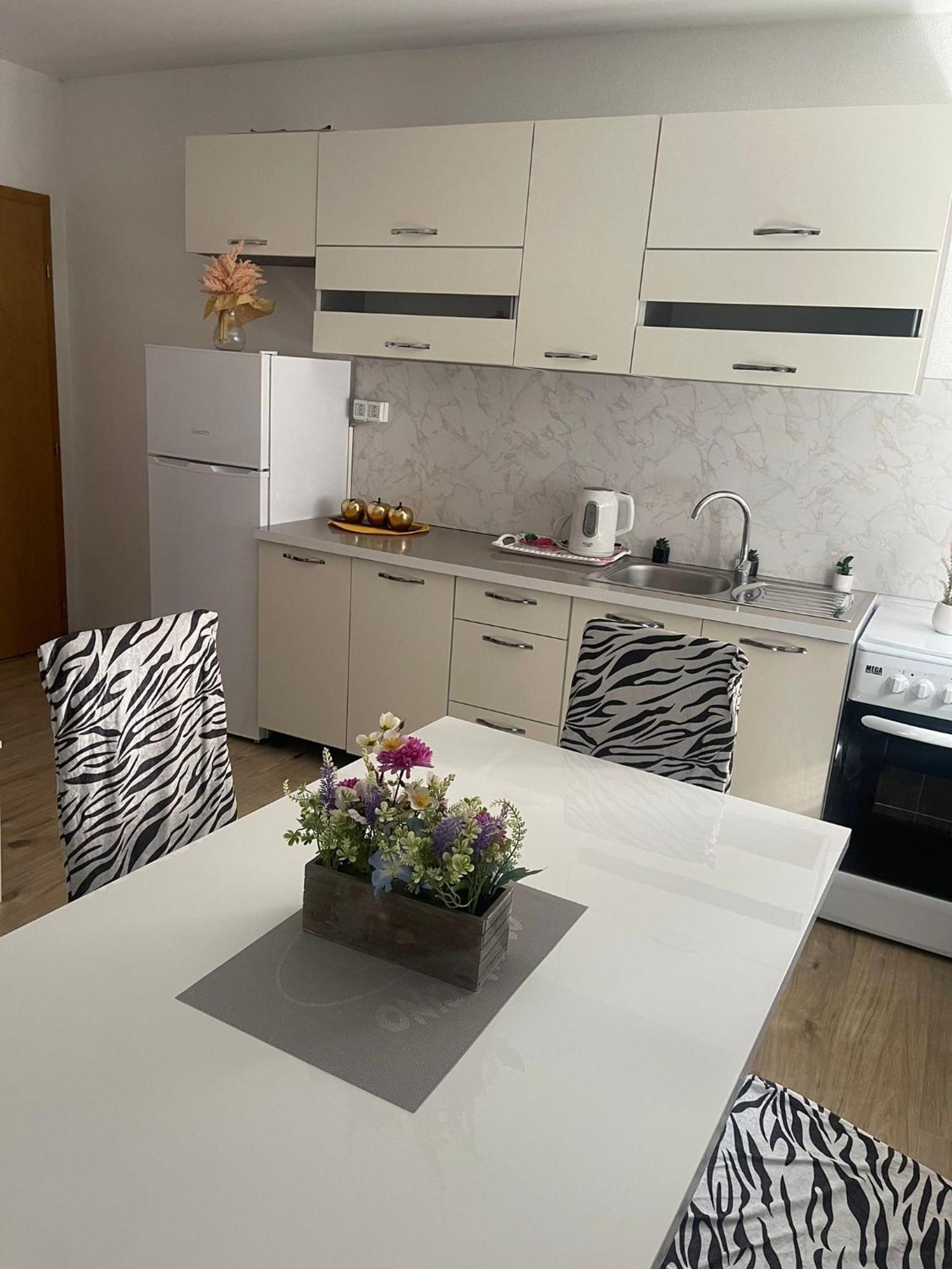 Apartmani Zuti Neum Extérieur photo